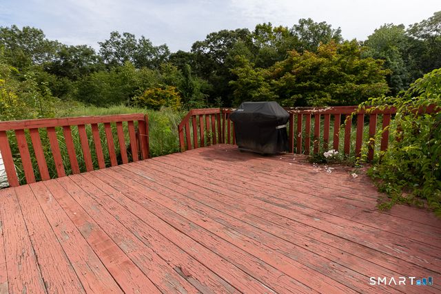 9 Taylor Ridge Road, Clinton, CT 06413