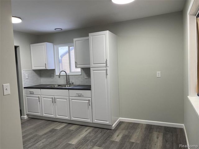 710 Melrose Street, Pontiac, MI 48340