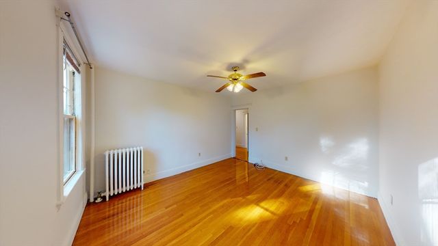 32 Sidlaw 7, Boston, MA 02135