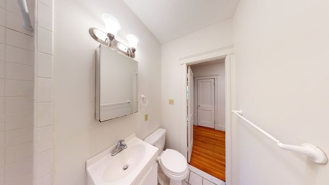 32 Sidlaw 7, Boston, MA 02135