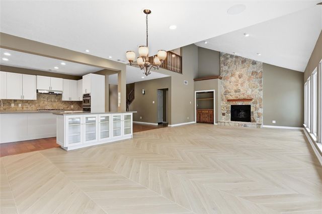 9 Huntsmans Horn Circle, The Woodlands, TX 77380