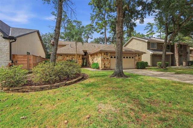 9 Huntsmans Horn Circle, The Woodlands, TX 77380