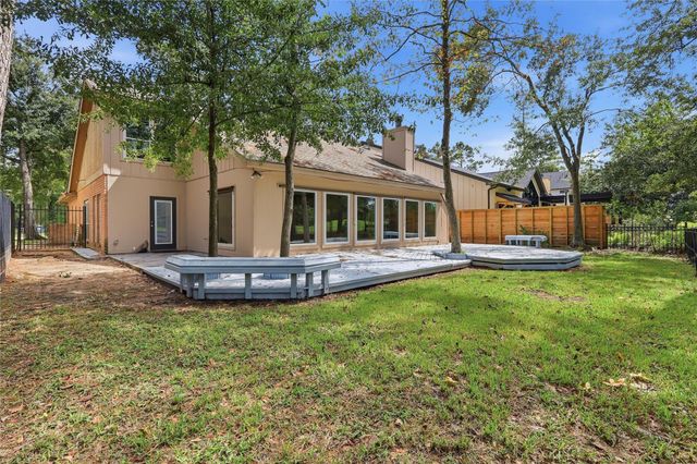 9 Huntsmans Horn Circle, The Woodlands, TX 77380