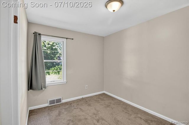 17125 Lennane, Redford, MI 48240