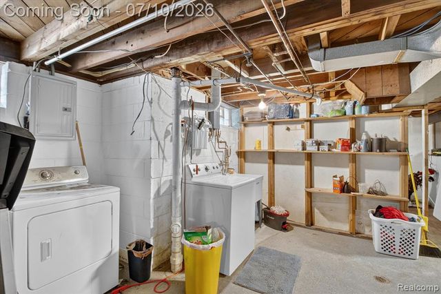 17125 Lennane, Redford, MI 48240