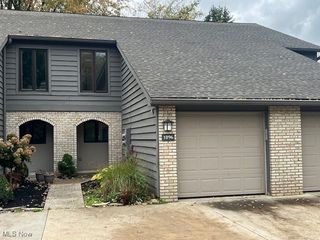 1896 Savannah, Westlake, OH 44145