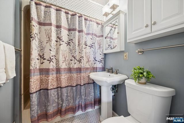 1 Rutan Place, Bloomfield, NJ 07003