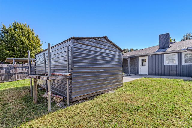 325 Kimberly Drive, Mesquite, TX 75149