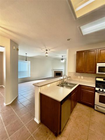 3514 Leaf Vines Drive, Spring, TX 77386