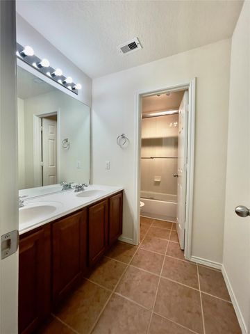 3514 Leaf Vines Drive, Spring, TX 77386