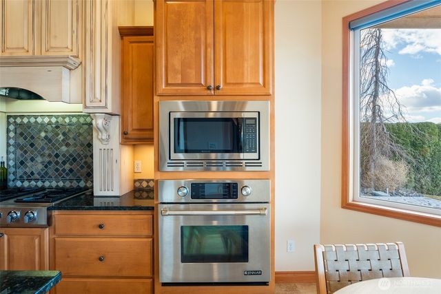 502 Desert Canyon Boulevard, Orondo, WA 98843