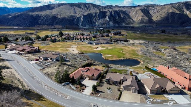 502 Desert Canyon Boulevard, Orondo, WA 98843