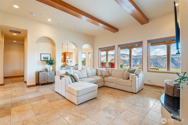 502 Desert Canyon Boulevard, Orondo, WA 98843