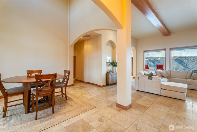 502 Desert Canyon Boulevard, Orondo, WA 98843