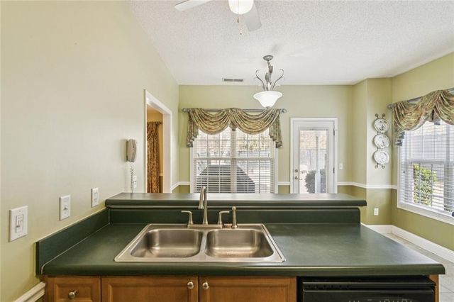 2530 Rosehill Circle, Lithia Springs, GA 30122