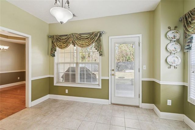 2530 Rosehill Circle, Lithia Springs, GA 30122