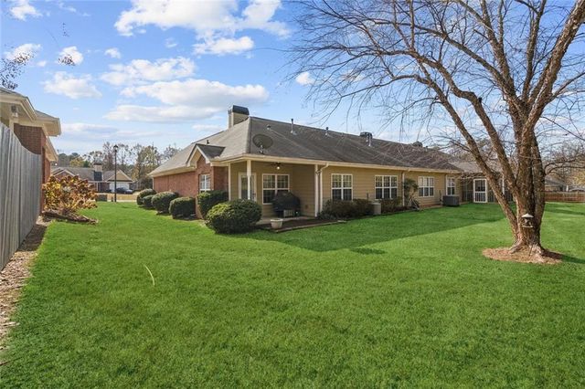 2530 Rosehill Circle, Lithia Springs, GA 30122