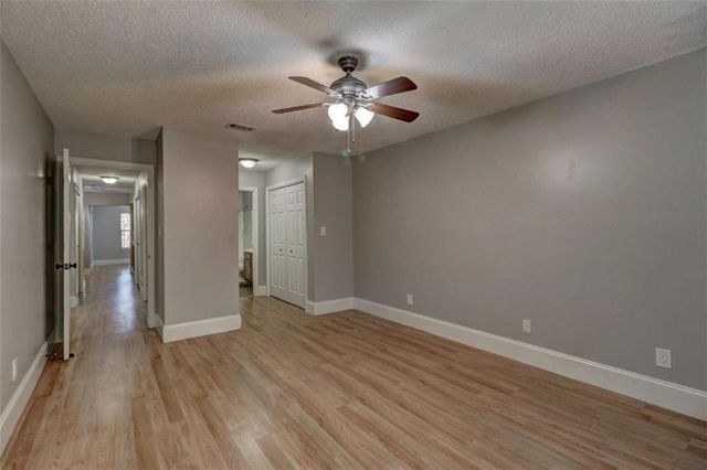 601 Ridgefield Drive, Peachtree City, GA 30269