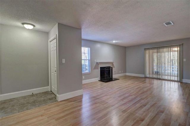 601 Ridgefield Drive, Peachtree City, GA 30269