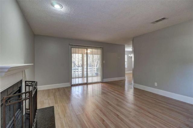 601 Ridgefield Drive, Peachtree City, GA 30269