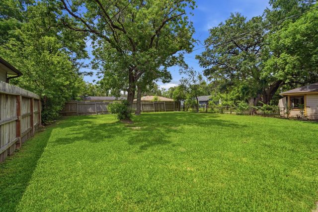 7305 Yoe Street, Houston, TX 77016