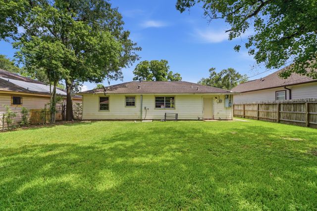 7305 Yoe Street, Houston, TX 77016