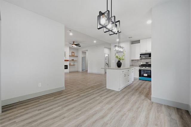 1015 Holiday, Sherman, TX 75090