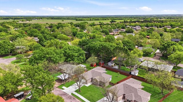 1015 Holiday, Sherman, TX 75090