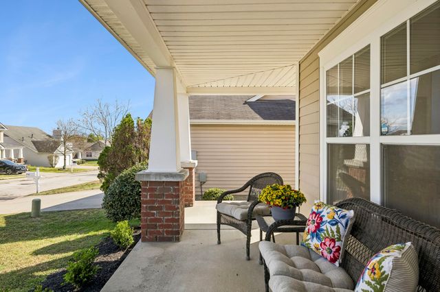 2177 Erin Ln, Mount Juliet, TN 37122