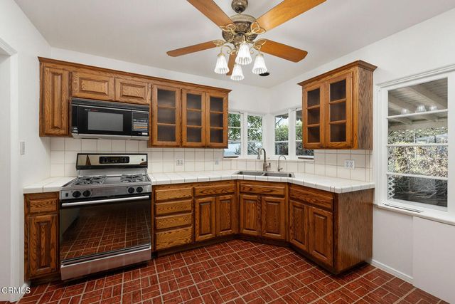 321 S Griffith Park Drive, Burbank, CA 91506