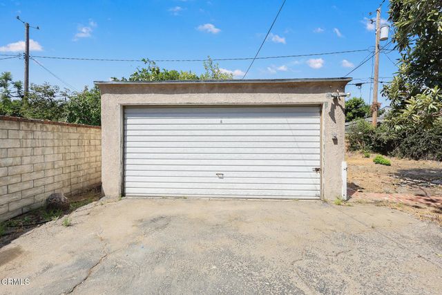 321 S Griffith Park Drive, Burbank, CA 91506