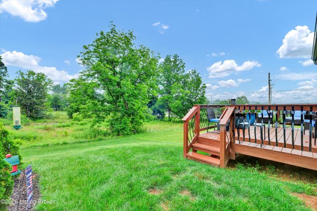 10051 Windcrest Farms Ln, Louisville, KY 40291