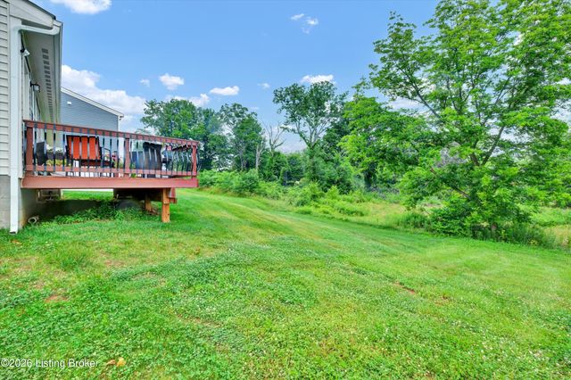 10051 Windcrest Farms Ln, Louisville, KY 40291