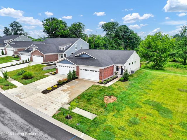 10051 Windcrest Farms Ln, Louisville, KY 40291