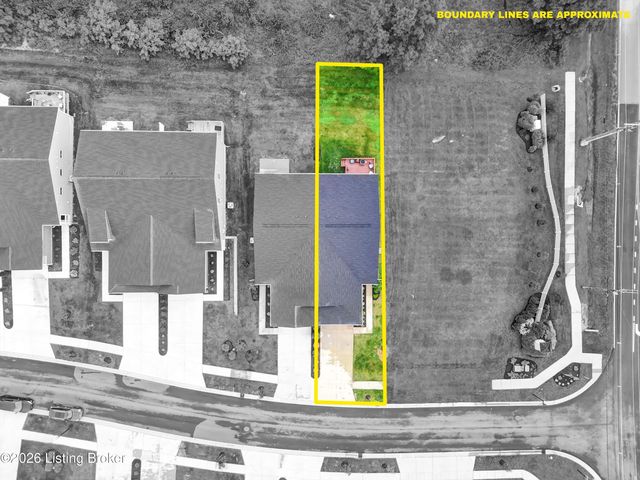 10051 Windcrest Farms Ln, Louisville, KY 40291