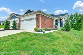 10051 Windcrest Farms Ln, Louisville, KY 40291
