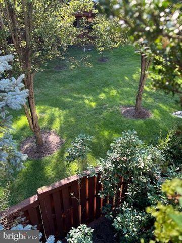1816 BRENTRIDGE ST, Vienna, VA 22182