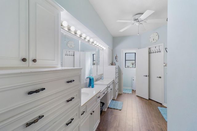3902 Savell Drive, Baytown, TX 77521