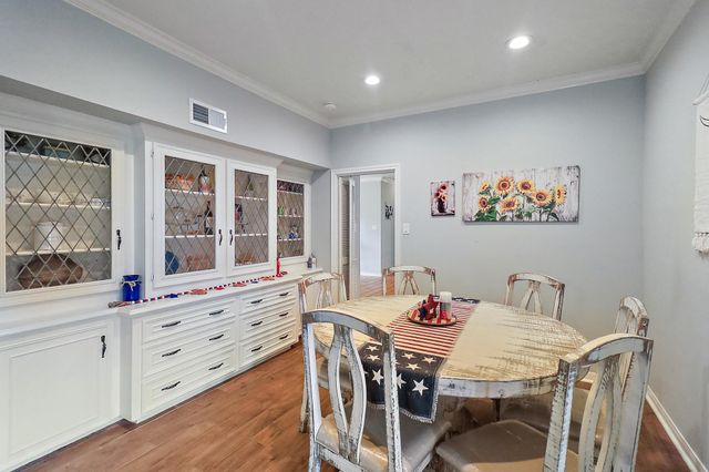 3902 Savell Drive, Baytown, TX 77521