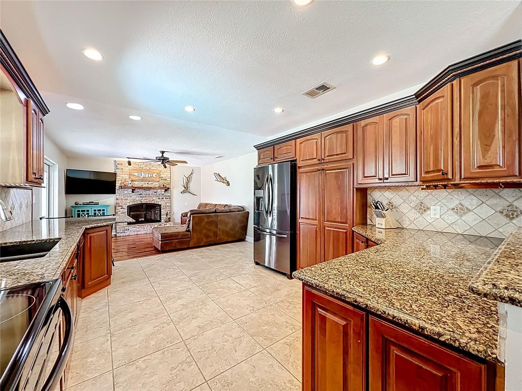 Image 3 of property listing at 1514 LIME DRIVE, Melbourne, FL 32935