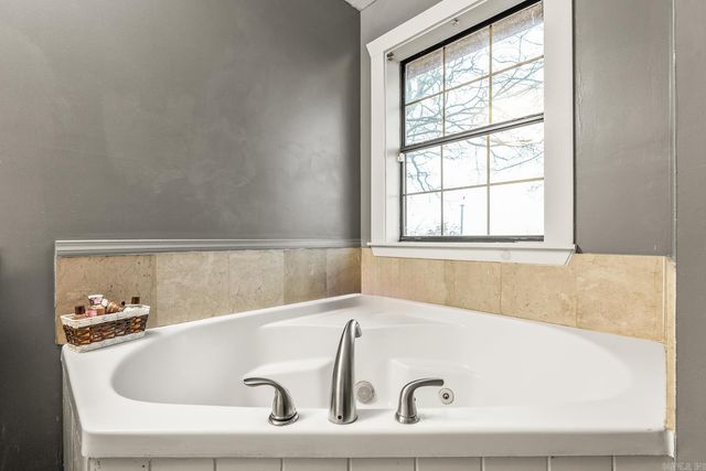 92 Scenic Hill Road, Conway, AR 72034