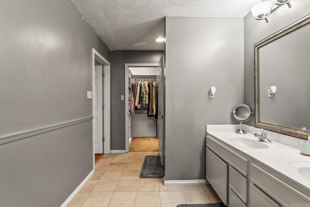 92 Scenic Hill Road, Conway, AR 72034