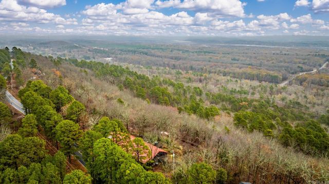 92 Scenic Hill Road, Conway, AR 72034