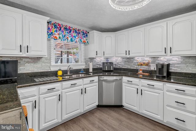 7915 KINGS BENCH PL, Pasadena, MD 21122