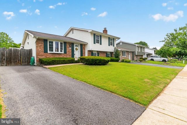 7915 KINGS BENCH PL, Pasadena, MD 21122
