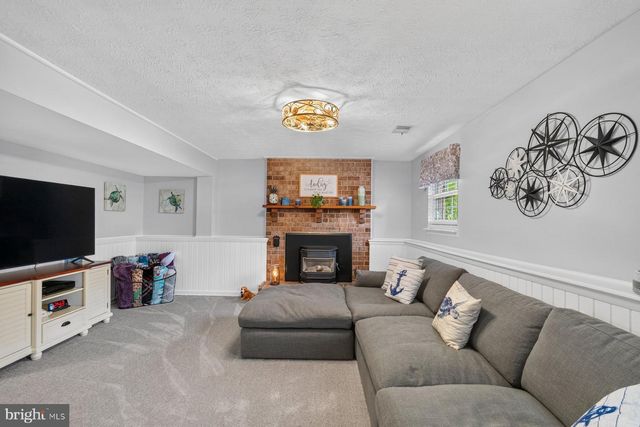 7915 KINGS BENCH PL, Pasadena, MD 21122