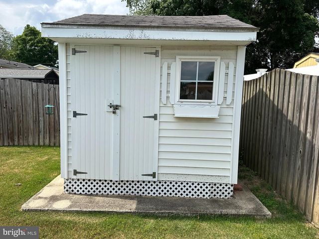 7915 KINGS BENCH PL, Pasadena, MD 21122