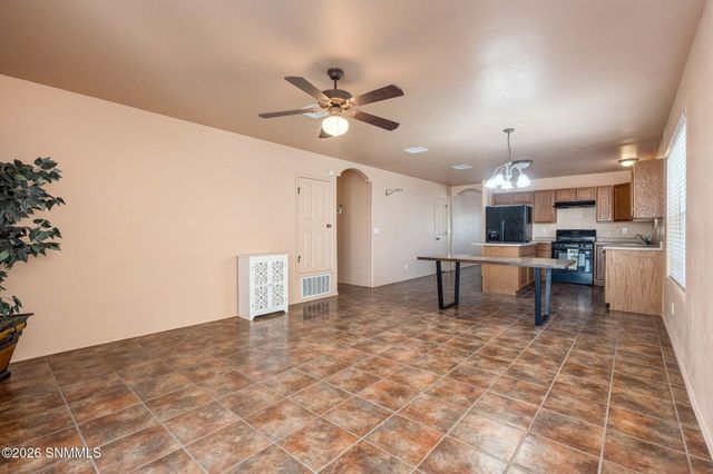 4486 Camino Dos Vidas, Las Cruces, NM 88012