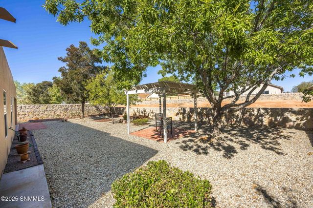 4486 Camino Dos Vidas, Las Cruces, NM 88012