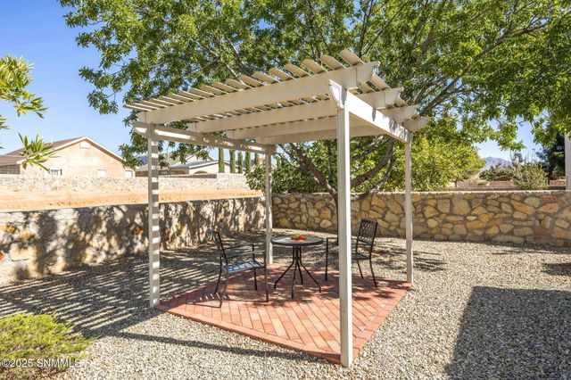 4486 Camino Dos Vidas, Las Cruces, NM 88012